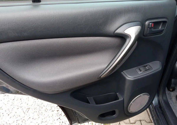 Toyota RAV4 cena 21900 przebieg: 202800, rok produkcji 2004 z Jutrosin małe 106